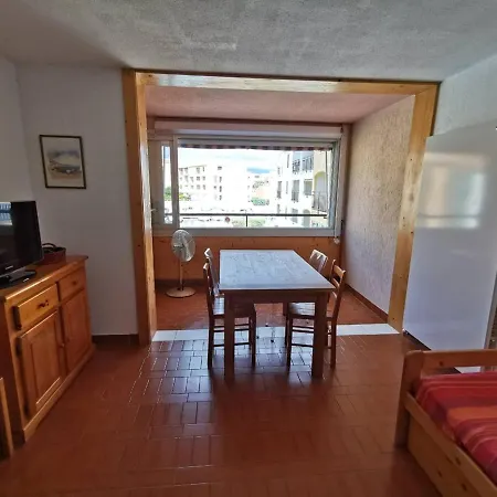 T2 Au Cap D'agde Avec Piscine Et Parking, 3mn De La Plage - Fr-1-749-14 * Агд